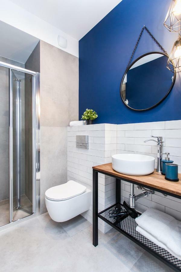 Modern & Classy Industrial - Apartamenty Browar غدانسك المظهر الخارجي الصورة