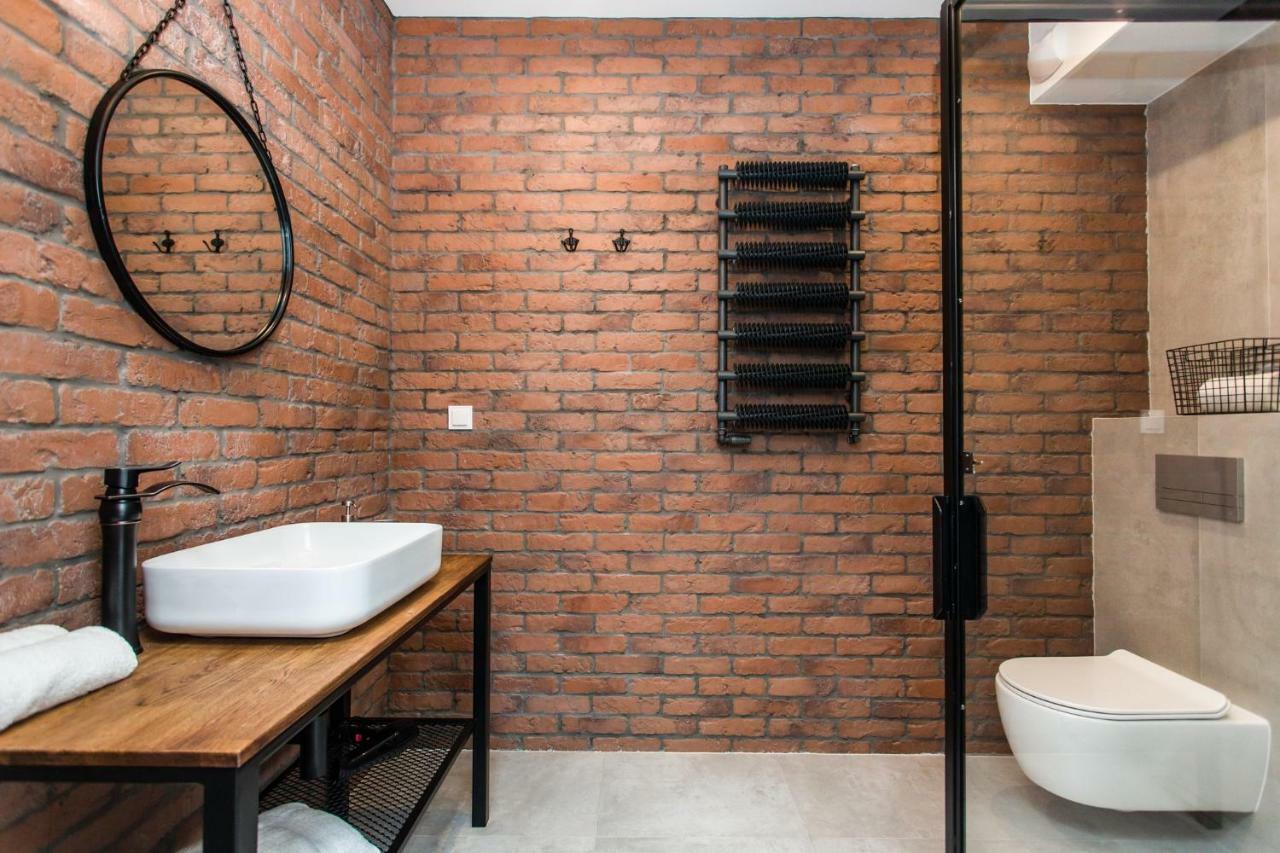 Modern & Classy Industrial - Apartamenty Browar غدانسك المظهر الخارجي الصورة